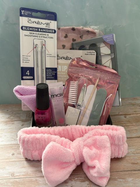 Mini Spa Self Care Gift Set | Pampering Gift for Women with 8-10 Spa Items in Canvas Tote